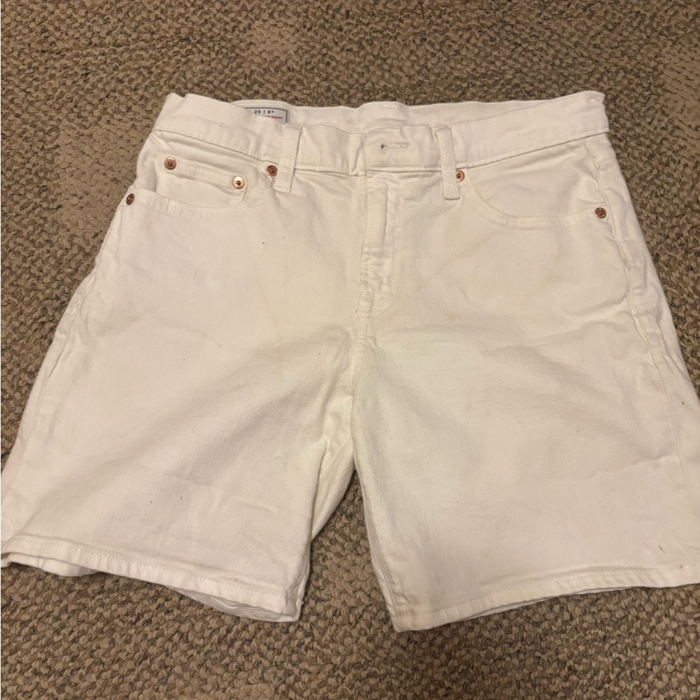 GAP white  Girlfriend Shorts